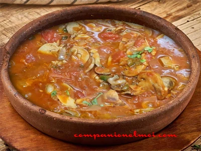 Ragout géorgien vegan aux champignons