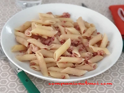 Schinkennudeln ou pâtes à la poitrine fumée