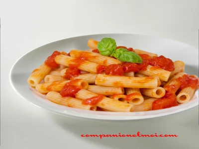 Sedani rigati à la tomate