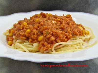 Spaghetti bolognaises vegan aux protéines de soja