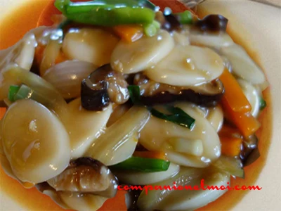 Tteok coréen légumes et sauce soja