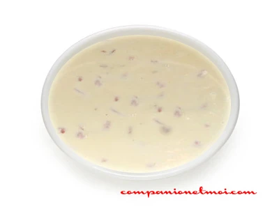 Sauce au Roquefort et aux lardons