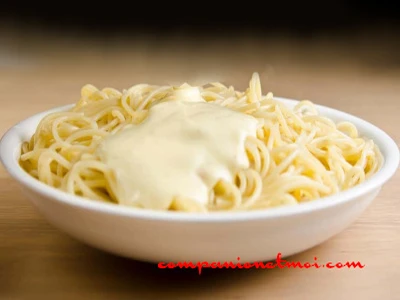 Sauce blanche au fromage pour pâtes