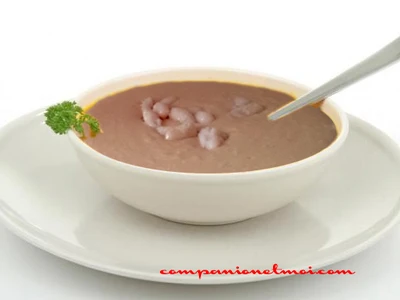 Crème de haricots blancs à l'ail