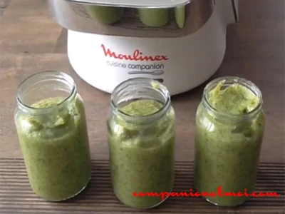Purée de brocoli pour bébé