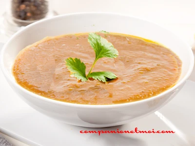 Soupe aux lentilles rouges