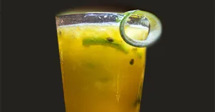 Cocktail brésilien à la cachaça