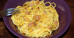 Spaghetti aux dés de dinde