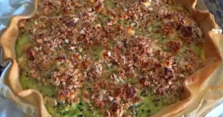 Tarte à la courgette et son crumble de feta